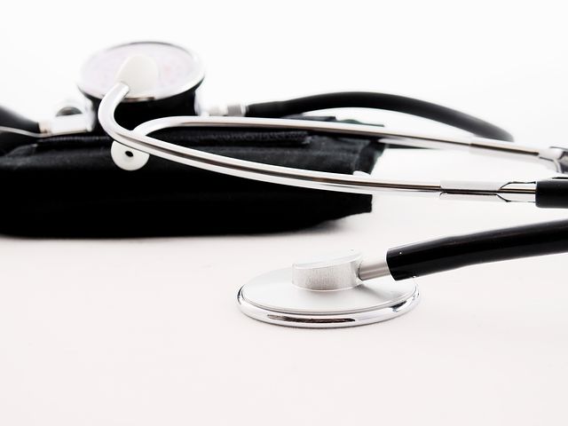 Kompetencje zawodowe specjalistów z dziedziny ortopedii przyjmujących w Sports Medic